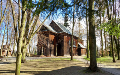 250 letni drewniany kościołek w Bardzicach